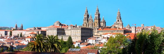 Alójate cerca de Santiago de Compostela con desayunos
