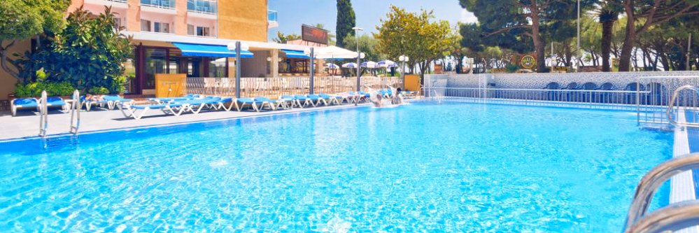 Alójate a 100 metros de la playa en Malgrat de Mar