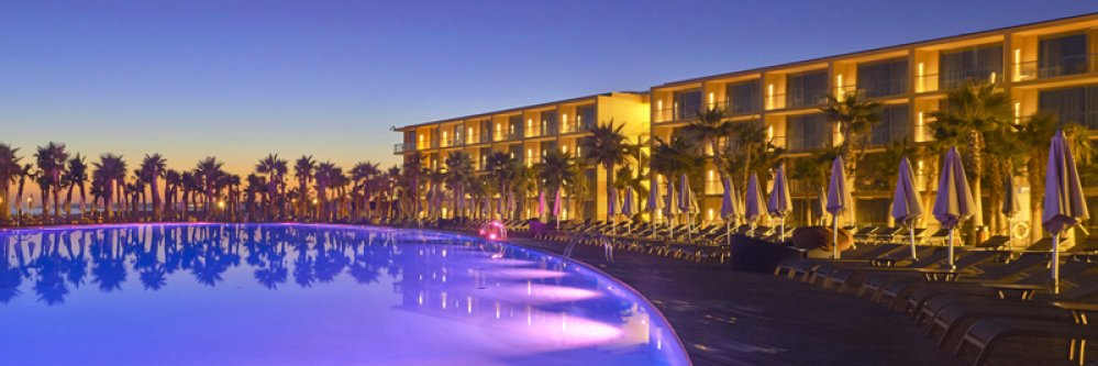 Lujo en Hotel 5* con Media Pensión en el Algarve